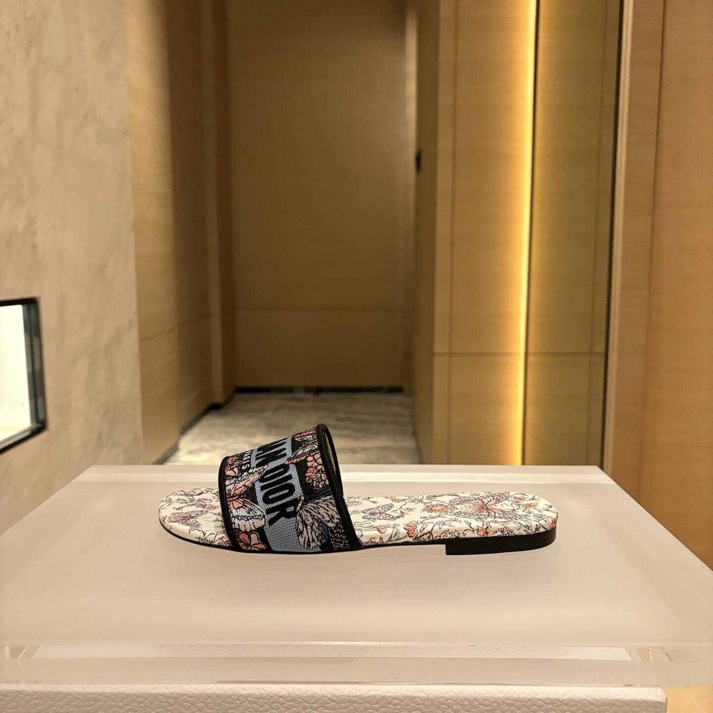 a9ac0389f44cd961116a9921321e3805_1749632448_4001.jpg a9ac0389f44cd961116a9921321e3805_1749632448_4001.jpg