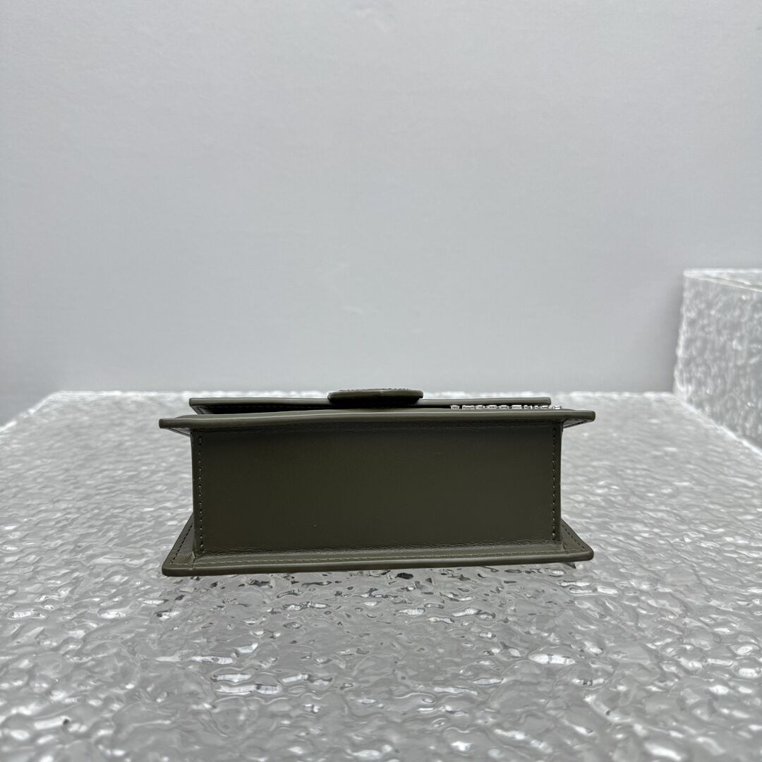 e6677e8e528c75ab225bd5b5d59aea35_1773819955_3136.jpg