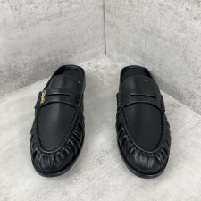동관 생로랑 르 로퍼 카산드라 골드 로고 블랙 레더 남성 뮬